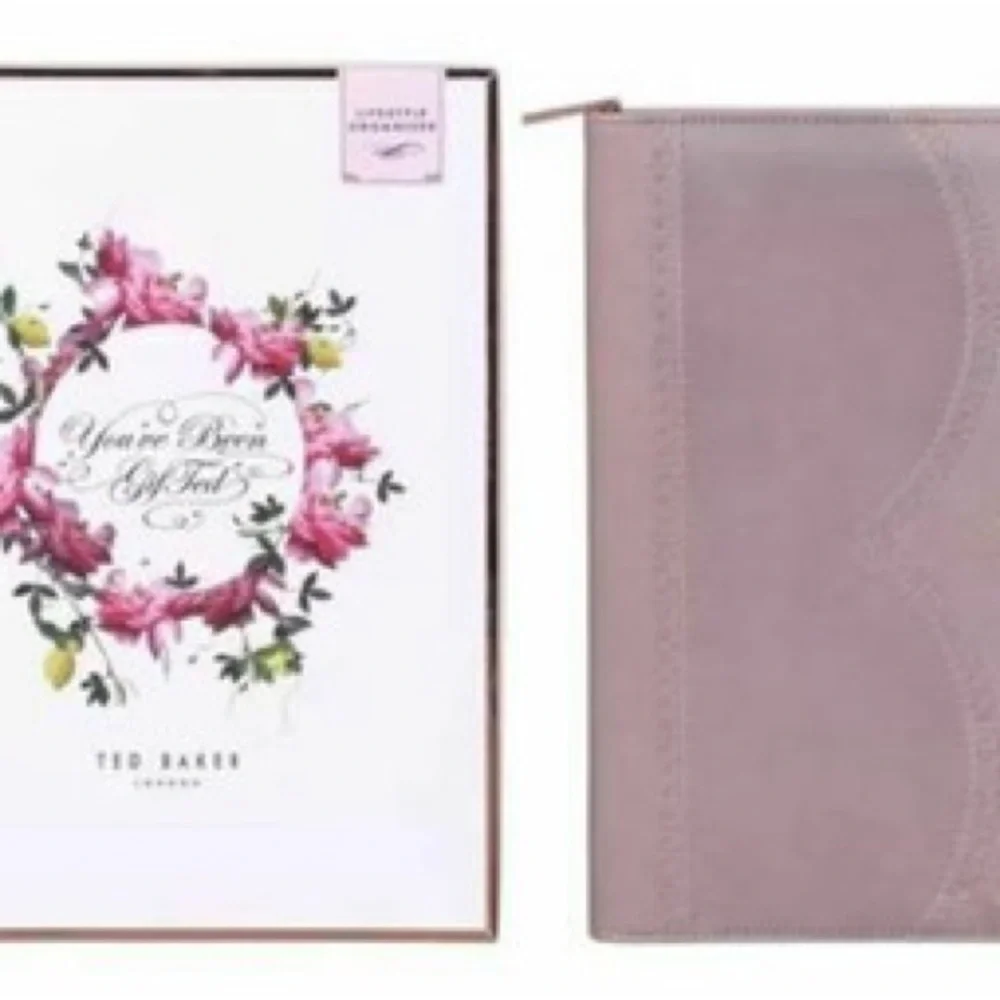 Ted Baker London Travel Lifestyle Organizer Thistle in Gift Box metallic details
